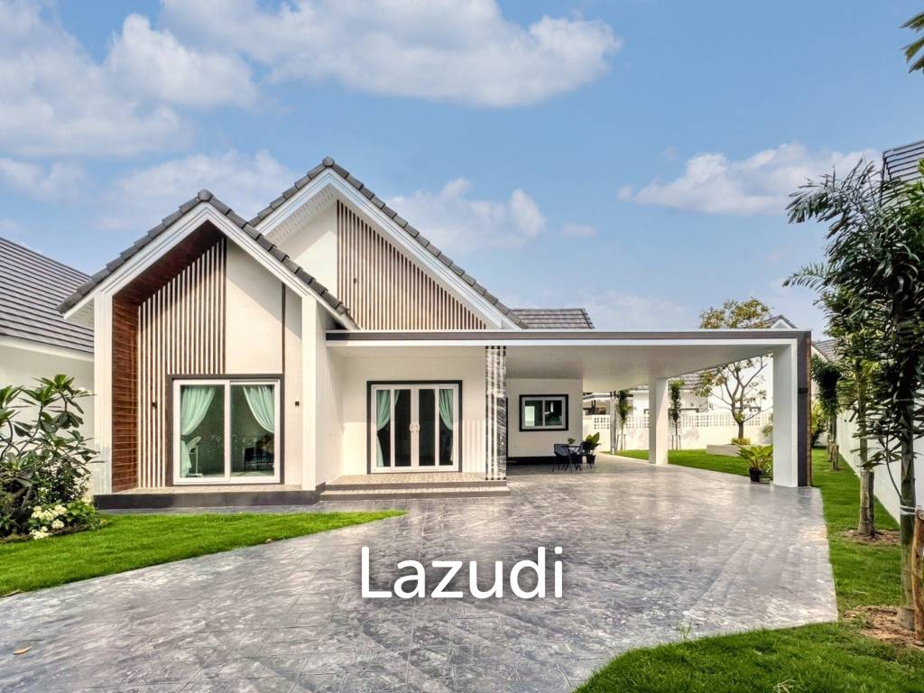 3 bedrooms House in Bang Lamung, Thailand No. 26066