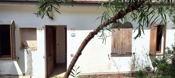 3 rooms Apartment in Narbolia, Italy No. 15668 10