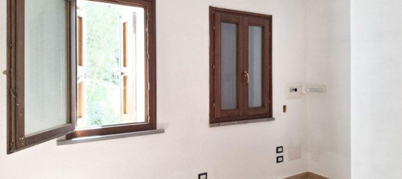 3 rooms Apartment in Narbolia, Italy No. 15668 6
