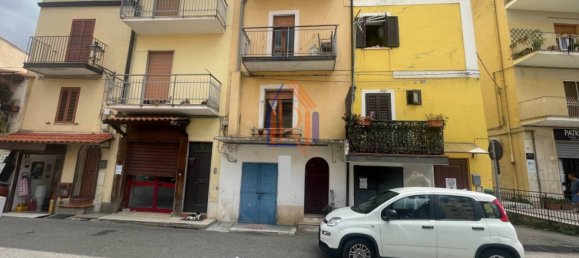 2 bedrooms Apartment in Lamezia Terme, Italy No. 271340 3