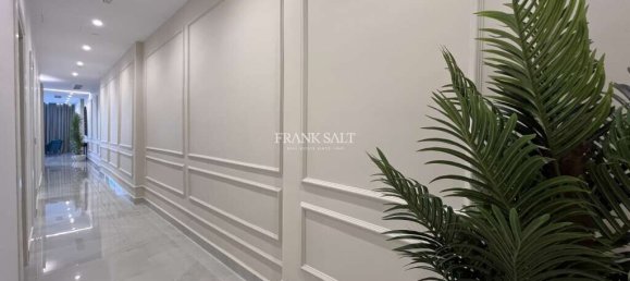 3 bedrooms Apartment in Sliema, Malta No. 10487 14