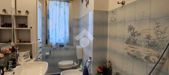 4 rooms Apartment in Genoa, Italy No. 144726 15