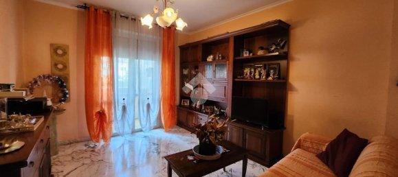 4 rooms Apartment in Genoa, Italy No. 144726 3