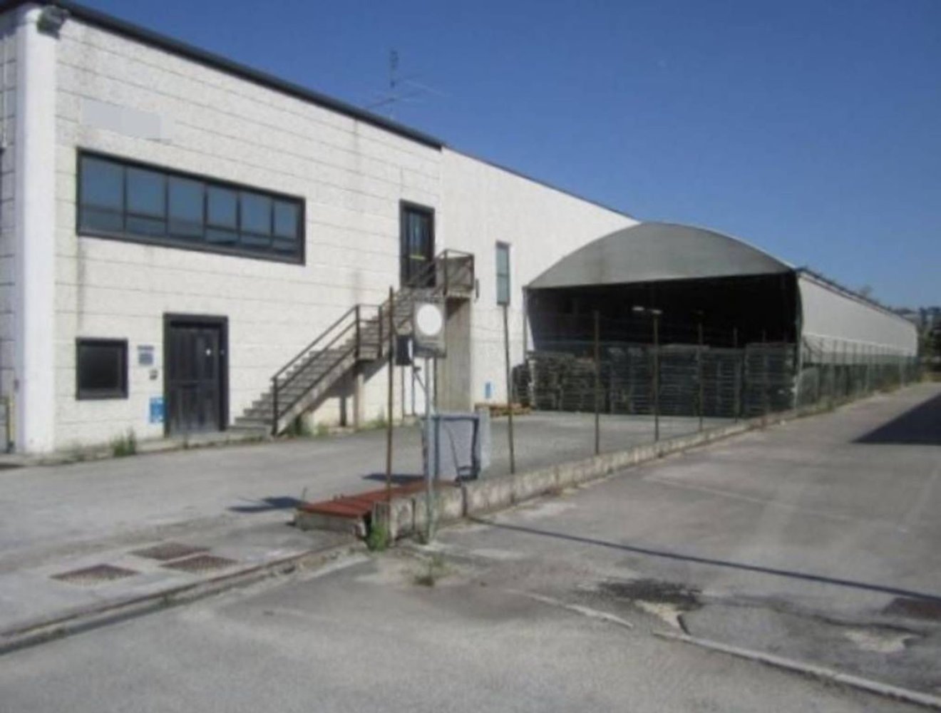  مستودع في Ancona, Italy 4190متر مربع رقم 346438