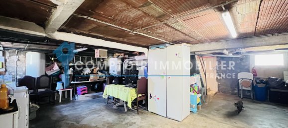 Casa de 2 dormitorios en Auneau, France No. 228114 8