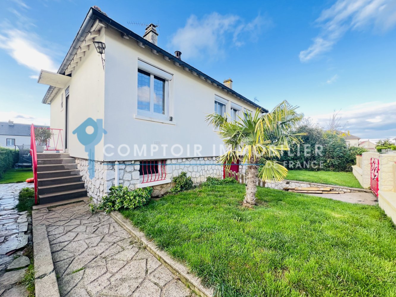 Casa de 2 dormitorios en Auneau, France No. 228114