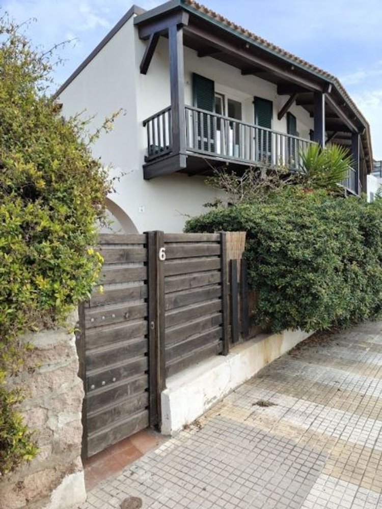 5 rooms Apartment in Alghero, Italy No. 47623