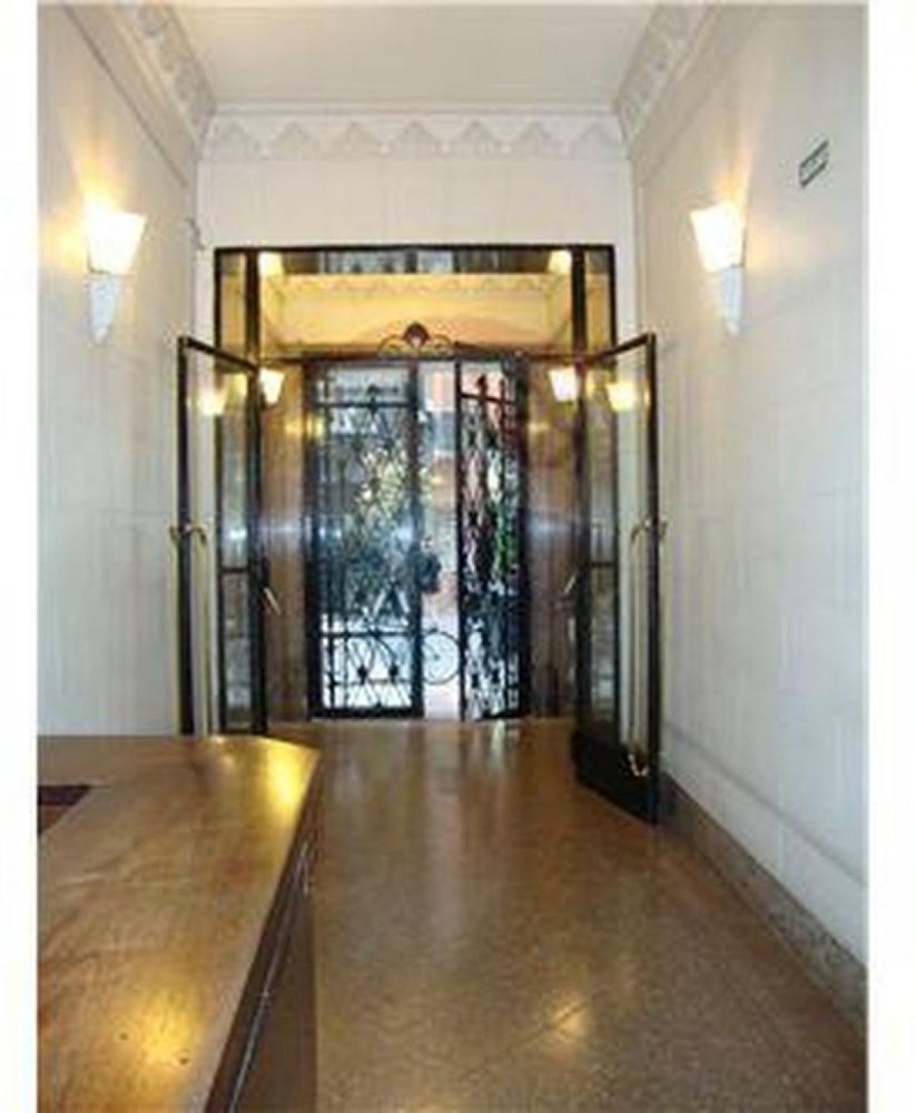 110m² Office in Buenos Aires, Argentina No. 106544