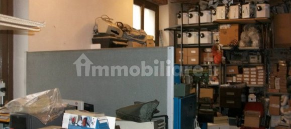 4 bedrooms Apartment in Turin, Italy No. 207147 24