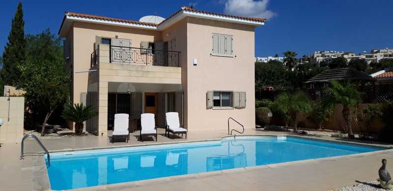 3 bedrooms Villa in Chloraka, Cyprus No. 14699