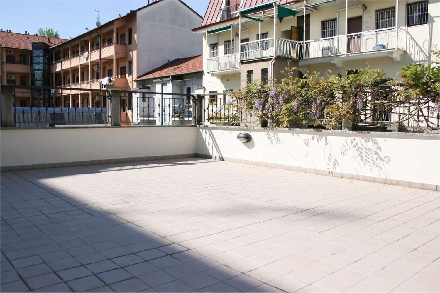 1 bedroom Apartment in Cusano Milanino, Italy No. 392603