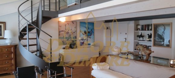 Ático de 2 dormitorios en Verbania, Italy No. 150345 31