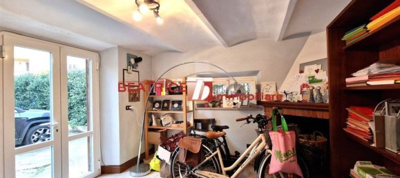 12 rooms Villa in Lucca, Italy No. 10772 29