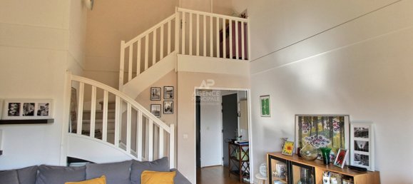 2 bedrooms Duplex in Verneuil-sur-Seine, France No. 131914 9