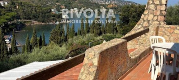 6 rooms Villa in Monte Argentario, Italy No. 156049 2