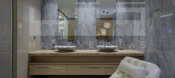 5 bedrooms Villa in Crete, Greece No. 322 22