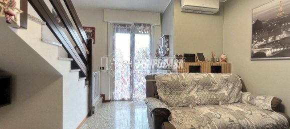 2 Schlafzimmer Wohnung in Parabiago, Italy, Nr. 310225 7