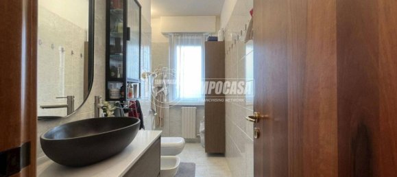 2 Schlafzimmer Wohnung in Parabiago, Italy, Nr. 310225 17