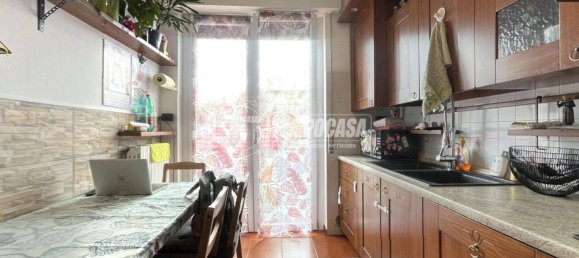 2 Schlafzimmer Wohnung in Parabiago, Italy, Nr. 310225 22