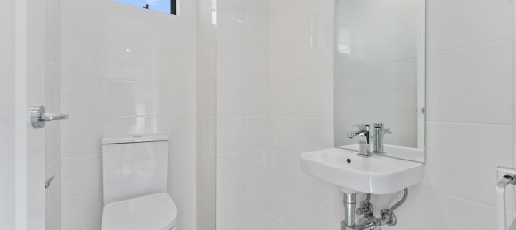 5 Schlafzimmer Haus in Springvale, Australia, Nr. 476 23