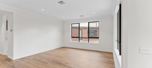 5 Schlafzimmer Haus in Springvale, Australia, Nr. 476 11