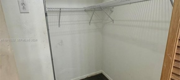 1 Schlafzimmer Gewerbliche Immobilien in Miami, USA, Nr. 615327 10