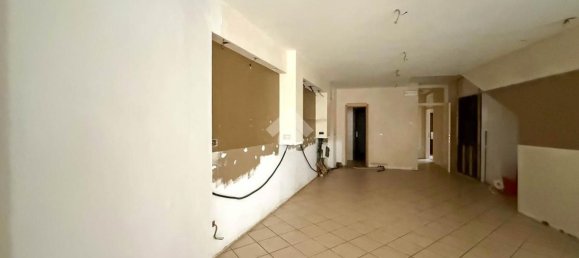 Büro in Salò, Italy 64m², Nr. 332658 8