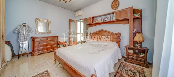 4 rooms Villa in Somma Lombardo, Italy No. 334190 28