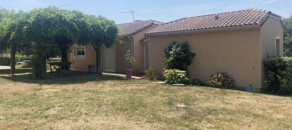 4 bedrooms House in Montlucon, France No. 346525 17