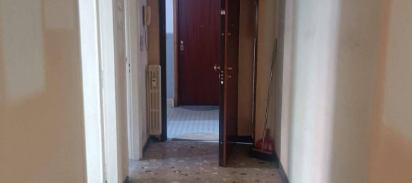 3 rooms Apartment in Asti, Italy No. 158047 3