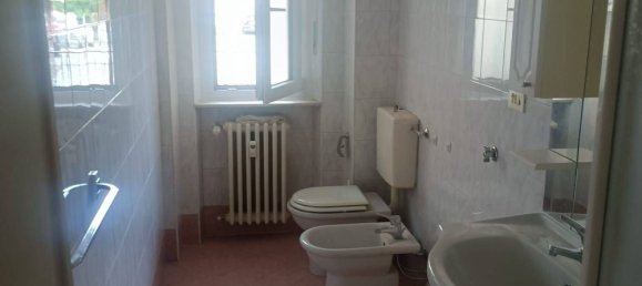 3 rooms Apartment in Asti, Italy No. 158047 9