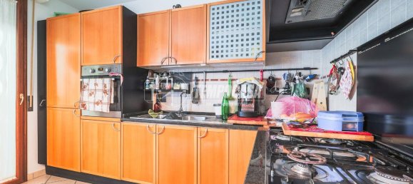 4-salle Appartement à Riccione, Italy No. 146306 5