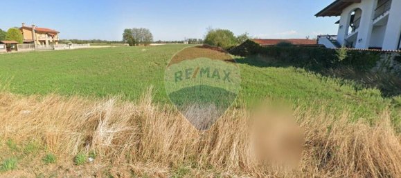 2100m² Land in Cerro Maggiore, Italy No. 57476 6