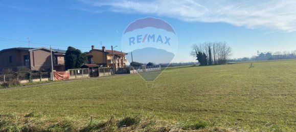 2100m² Land in Cerro Maggiore, Italy No. 57476 9