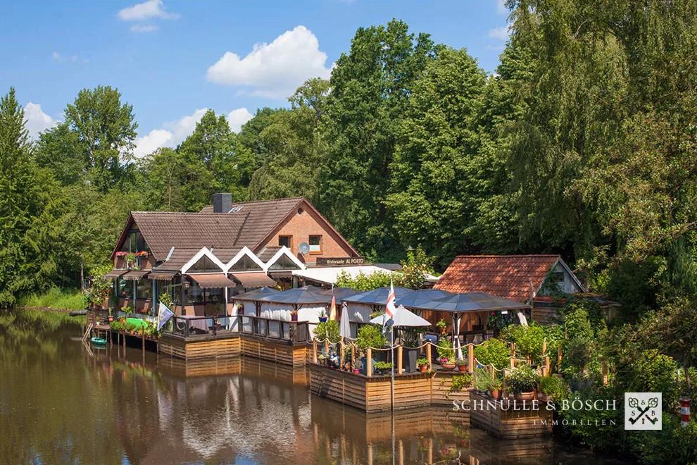 9 rooms Cafe / restaurant in Stade, Germany No. 221475