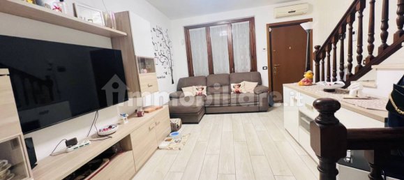 4 Schlafzimmer Haus in Zibido San Giacomo, Italy, Nr. 295015 4