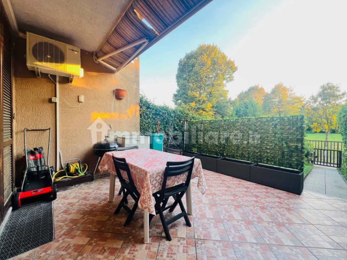 4 Schlafzimmer Haus in Zibido San Giacomo, Italy, Nr. 295015
