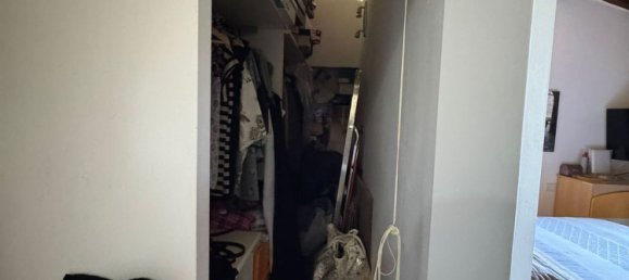 4-salle Appartement à Stroncone, Italy No. 261361 7