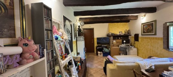 4-salle Appartement à Stroncone, Italy No. 261361 5