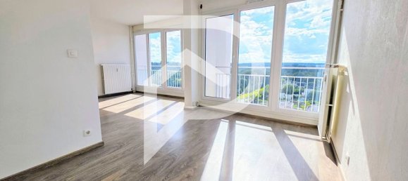 3 bedrooms Apartment in Montataire, France No. 363766 3