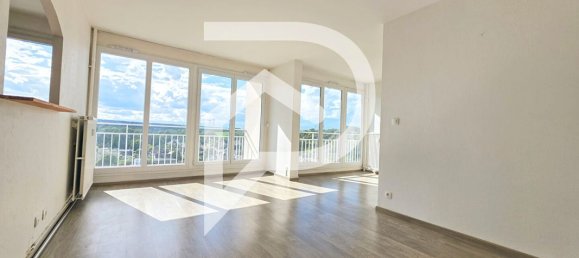 3 bedrooms Apartment in Montataire, France No. 363766 2