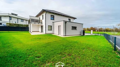 3 Schlafzimmer Stadthaus in Altheim, Austria, Nr. 240016