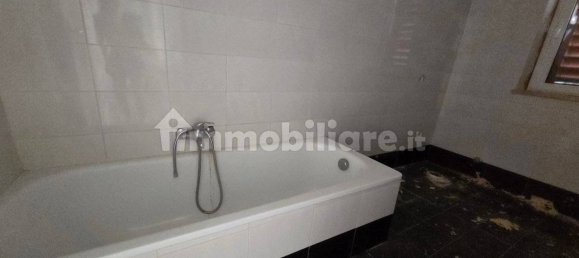 Квартира с 3 спальнями в Тортора, Италия № 287265 21