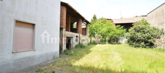 Casa T2 em Miradolo Terme, Italy N.º 15784 3