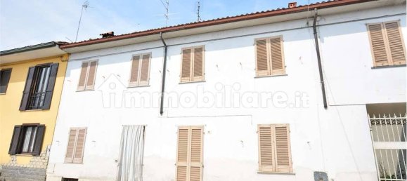 Casa T2 em Miradolo Terme, Italy N.º 15784 2