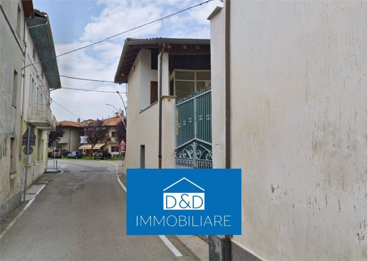 6 rooms House in Lusigliè, Italy No. 211851