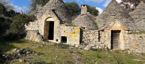 4 rooms House in Martina Franca, Italy No. 121022 2