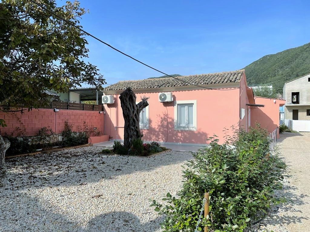  عقار تجاري في Corfu, Greece 130متر مربع رقم 3753