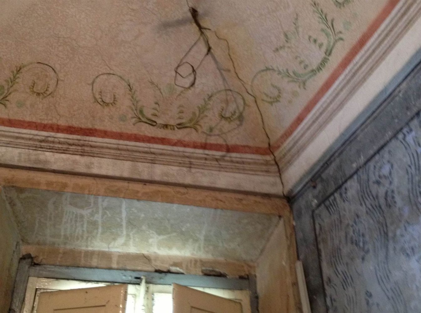 500m² Building in Ponte dell'Olio, Italy No. 114062