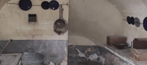 Дом с 6 комнатами в Торре де Пассери, Италия № 21800 23